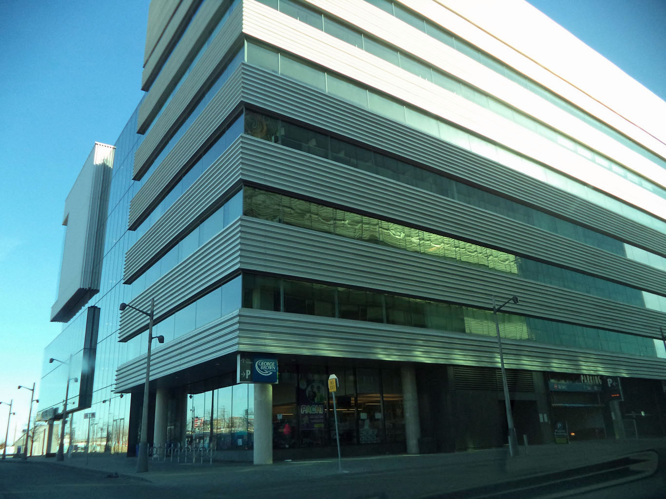 George Brown College - 51 Queens Quay